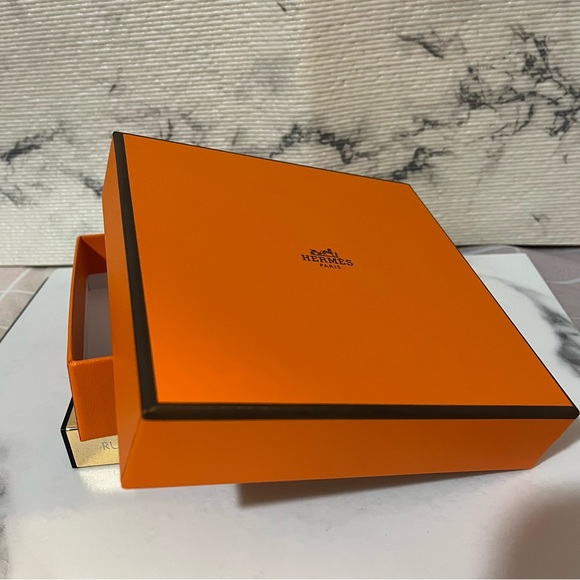 HERMÈS Box Pristine Condition - Picture 3 of 11